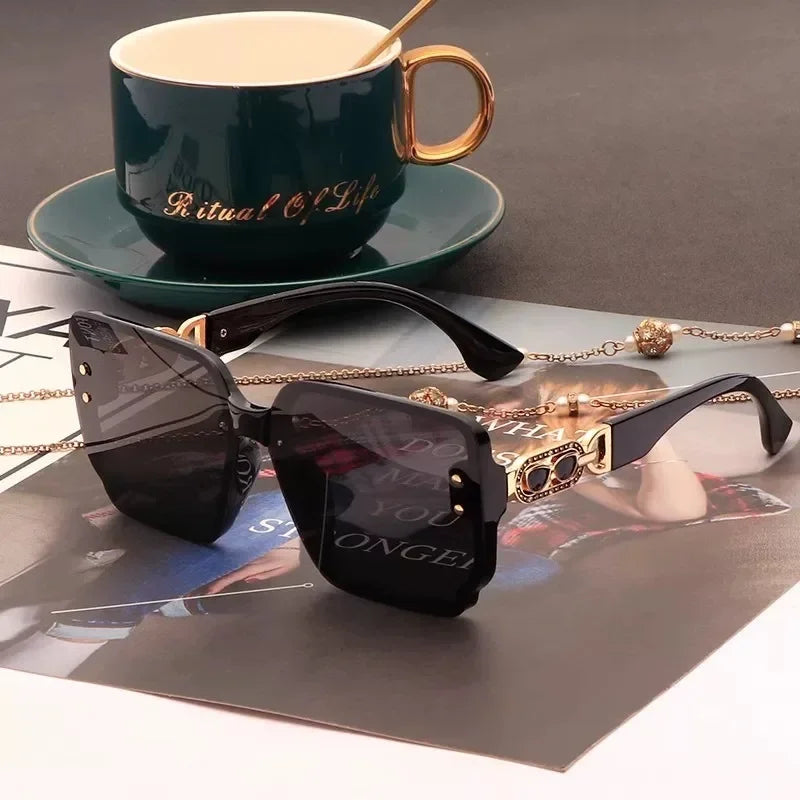 New Fashion Luxury Brand Sungalsses Women Oversized Classic Square Sun Glasses Ladies Vintage Square Gafas De Sol UV400