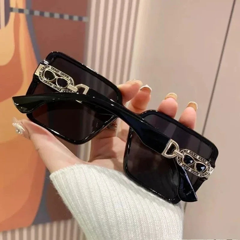New Fashion Luxury Brand Sungalsses Women Oversized Classic Square Sun Glasses Ladies Vintage Square Gafas De Sol UV400